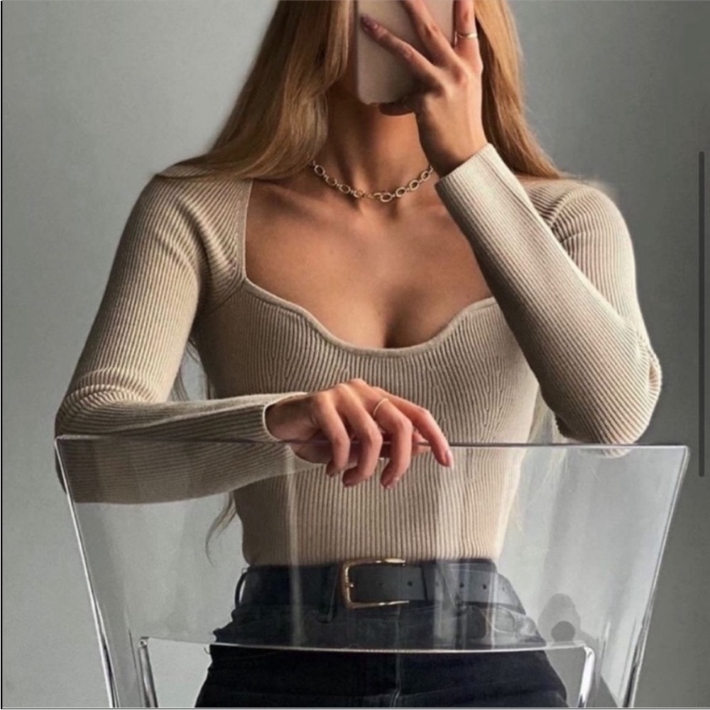 Zara sweetheart neckline knit beige top, size S, NWOT.